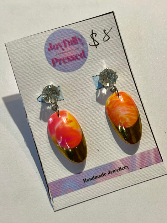 Orange Marble, Piercing